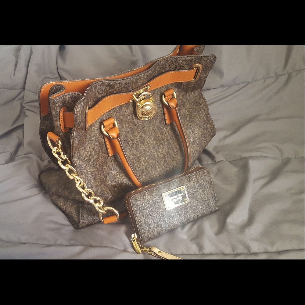 Purse and wallet